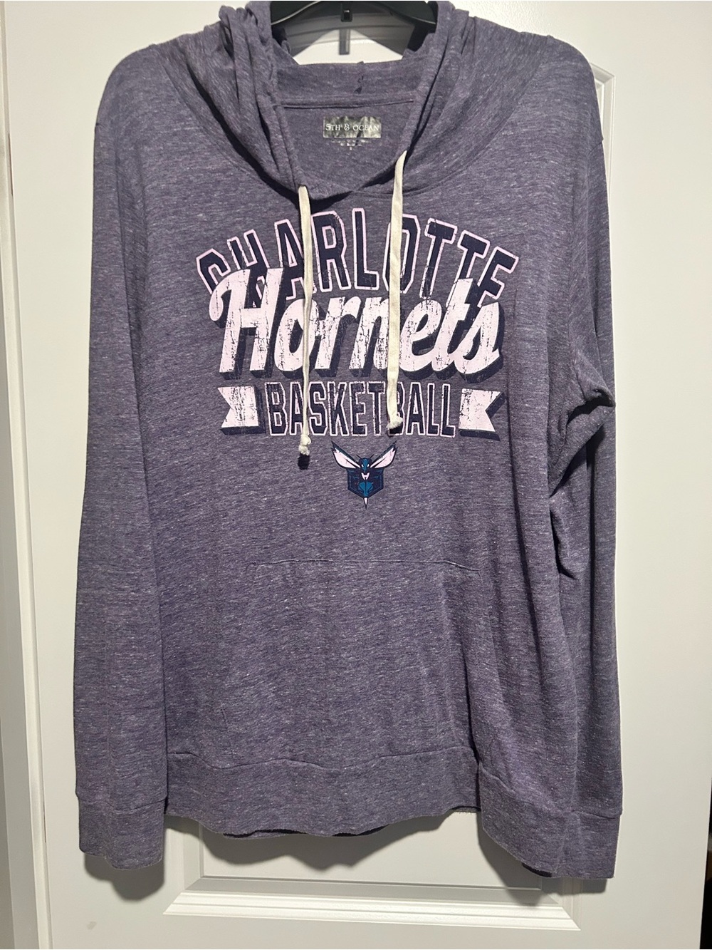 Charlotte Hornets Sweatshirt - Women